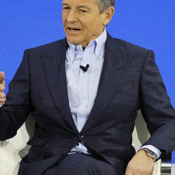 Disney’s Bob Iger does a 360 on presumably promoting ABC and FX…