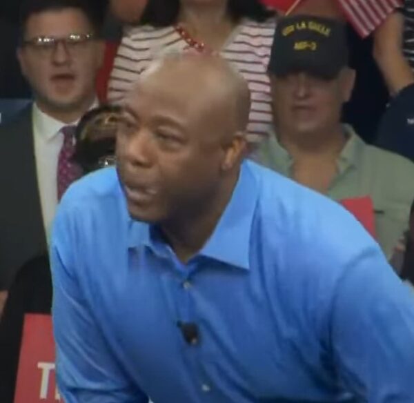 Tim Scott Strands Employees In Iowa As He Quits His Presidential Marketing…