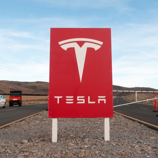 Tesla to lift pay fee for hourly Nevada Gigafactory staff in Jan.