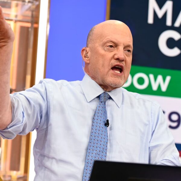 Jim Cramer dismisses recession fears, names sectors poised to rally