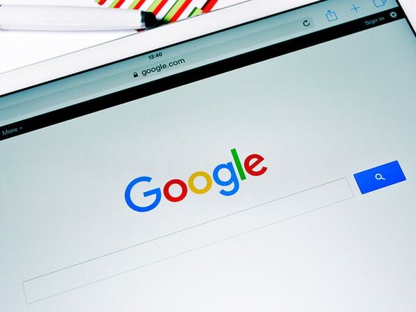 AI Overtakes Crypto in Google Searches for 2023
