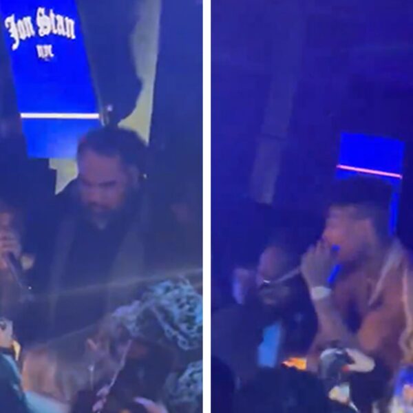 Blueface Throws Feminine Fan Off the Stage, Orders Jaidyn Alexis To Combat