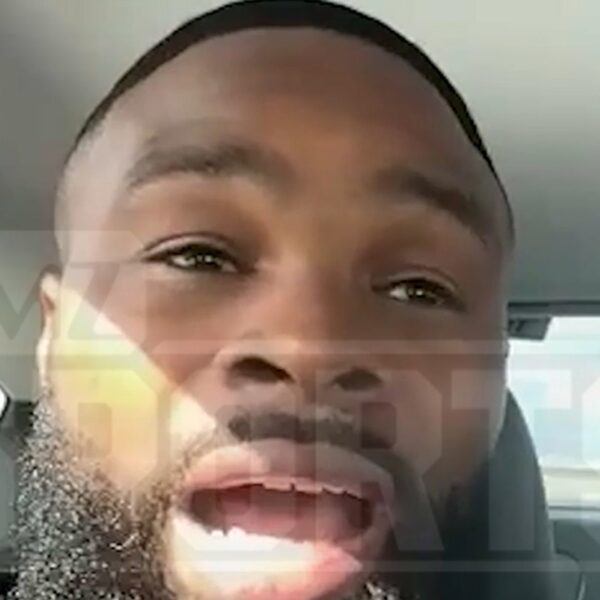 Tyron Woodley Challenges Jake Paul To An MMA Struggle!