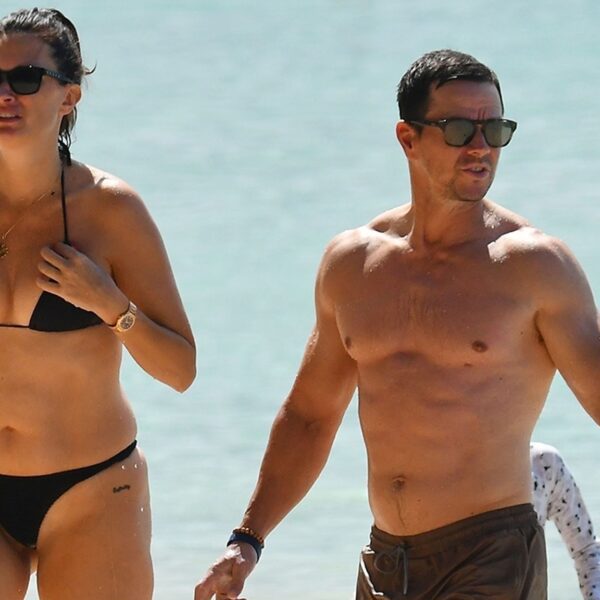 Mark Wahlberg and Rhea Durham Present Off Toned Our bodies Throughout Barbados…