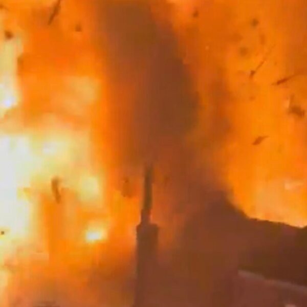 BREAKING: MASSIVE Explosion Filmed at Virginia House as Police Execute Search Warrant…