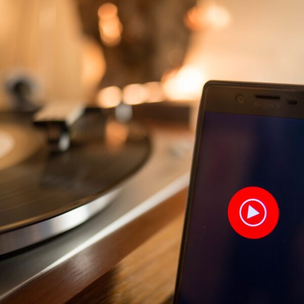Google pushes Podcasts customers in U.S. to maneuver to YouTube Music by…
