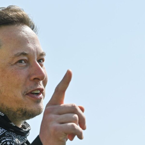 Elon Musk is trying to increase $1 billion for xAI