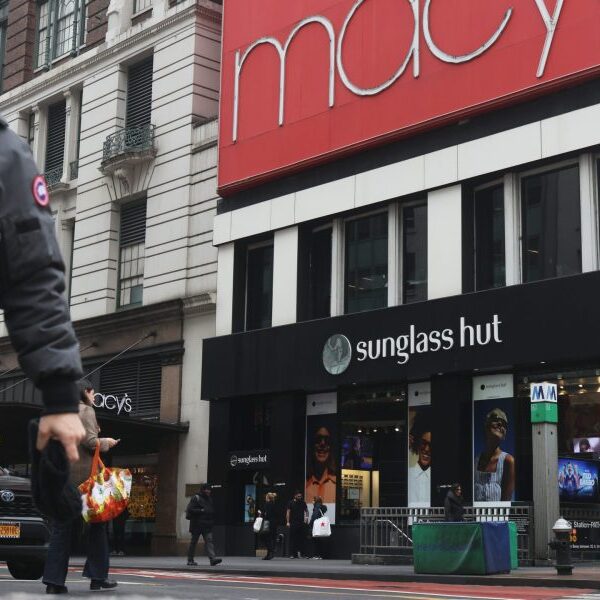 Macy’s will get $5.8 billion buyout supply from investor group