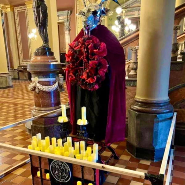 Satanic Vacation Show Noticed Within Iowa’s Capitol (VIDEO) | The Gateway Pundit
