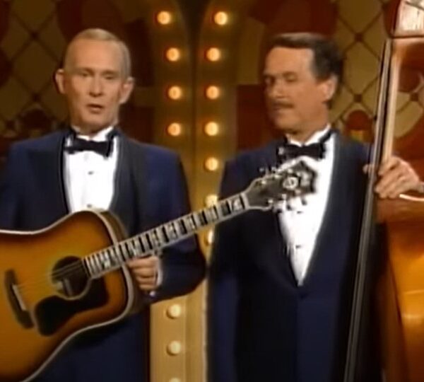 Right here Are 3 Traditional Comedy Clips From The Late Tommy Smothers