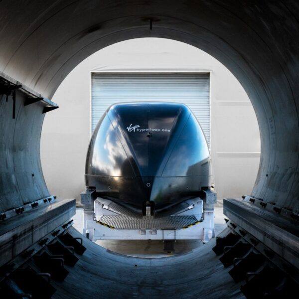 Hyperloop One is reportedly shutting down