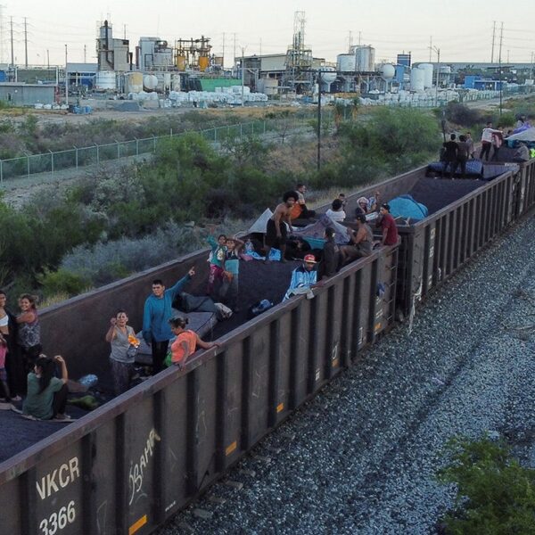 US Customs to droop railway operations at worldwide crossings into Texas beginning…