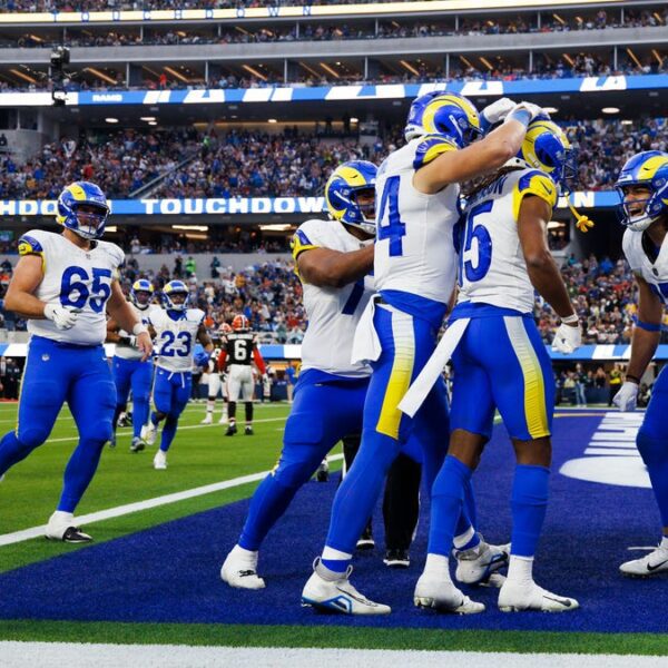 Are these the Los Angeles Rams knocking on the playoff door?