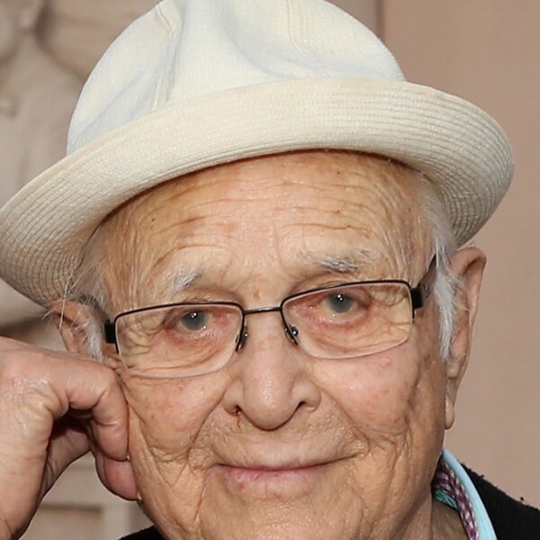 Norman Lear, ‘All within the Household’ Creator, Useless at 101