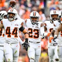 Cleveland Browns To Put on White Helmets, 1946 Throwback Uniforms On Thursday…