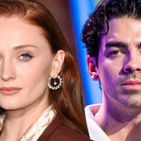 Sophie Turner Will get Youngsters For Holidays, However Joe Jonas May See…