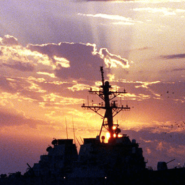 U.S. Warship Comes Below Assault in Purple Sea, Yemen Rebels to Blame