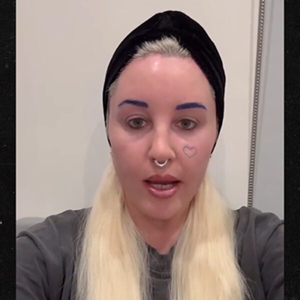 Amanda Bynes Pauses Her Podcast After Simply One Episode