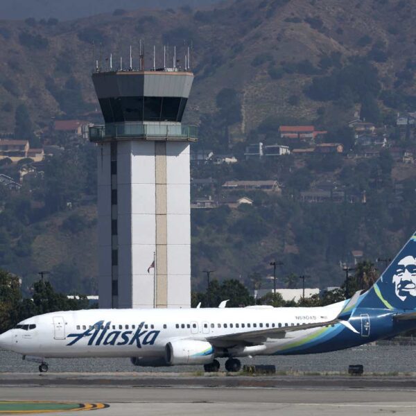 Wall Road Breakfast Podcast: Alaska Air To Purchase Hawaiian Air
