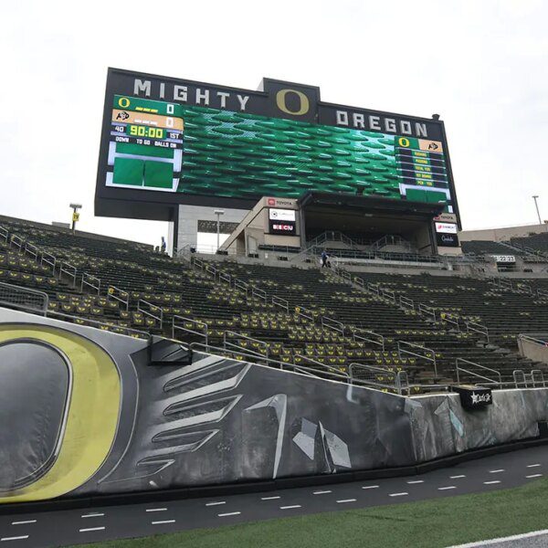 Oregon feminine athletes file Title IX lawsuit in opposition to faculty citing…