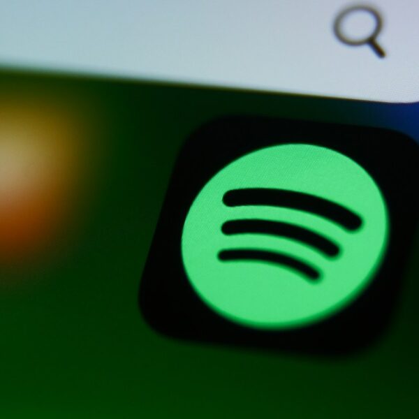 Spotify calls Apple’s DMA compliance plan ‘extortion’ and a ‘full and complete…