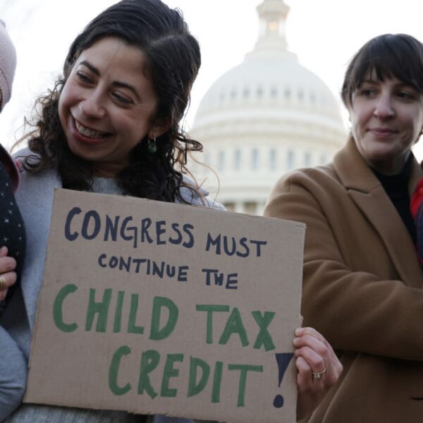 Congress broadcasts tax deal to develop baby tax credit score