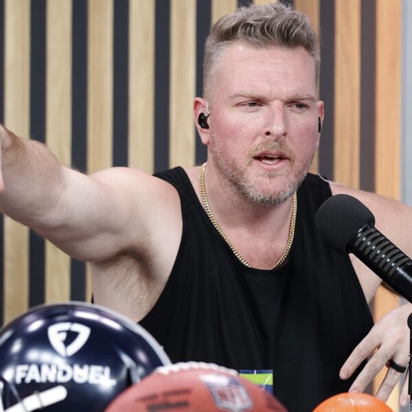 Pat McAfee assaults ESPN government amid Rodgers, Kimmel struggle