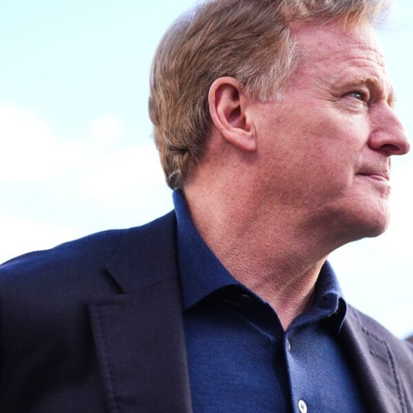 Roger Goodell’s answer to concussion difficulty: Bury head in sand