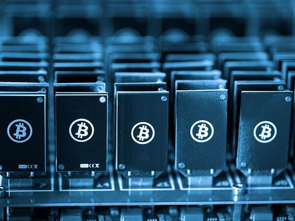 Bitcoin Mining Shares Soar Previous $3.5B in Quantity, Surpassing Tech Giants