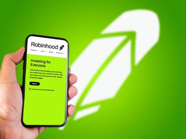 Robinhood to Rapidly Listing Newly-Accepted Spot Bitcoin ETFs after SEC’s Embrace