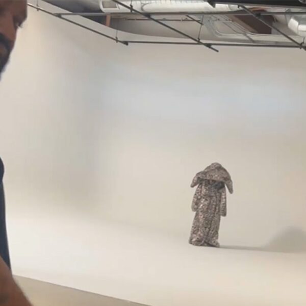 Kanye Brings Paparazzi Into Studio for Impromptu ‘All-Fur’ Bianca Shoot