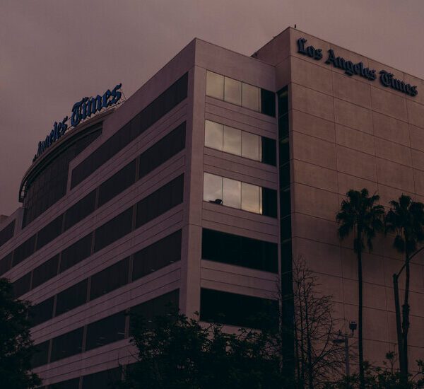 Los Angeles Instances to Slash Newsroom by Over 20%
