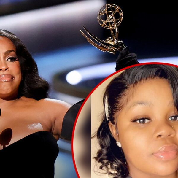 Breonna Taylor’s Mother Applauds Niecy Nash-Betts for Honoring Breonna at Emmys