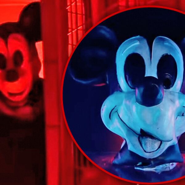 Mickey Mouse Will get Horror Movie Makeover, Character Now in Public Area