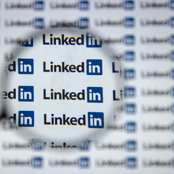 LinkedIn rolls out new job search options to make it simpler to…