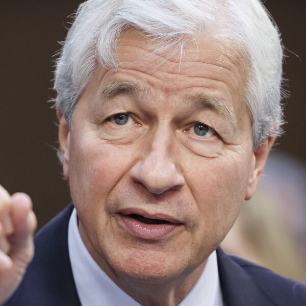JPMorgan reshuffle drops hints about who will exchange Jamie Dimon as CEO