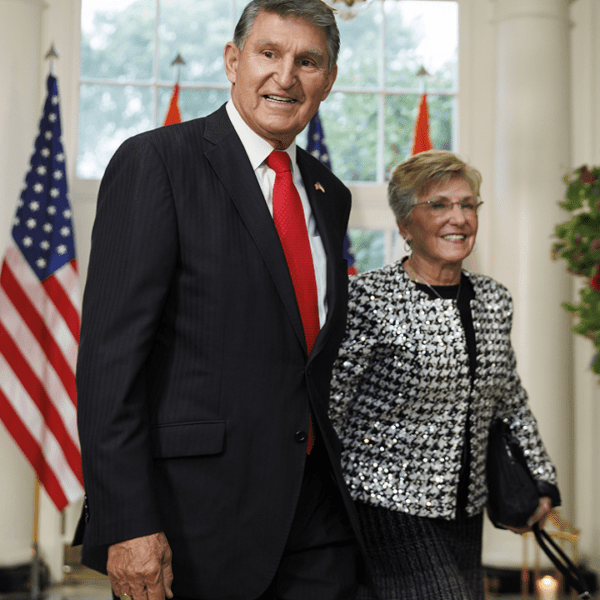 Sen. Joe Manchin says spouse in ‘secure situation’ following automotive crash in…