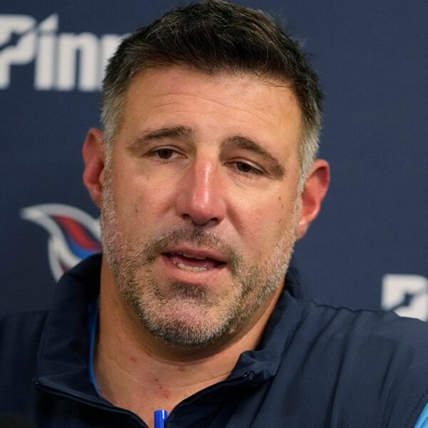 Titans coach Mike Vrabel provides fiery response to reporter’s query: ‘It f—ing…
