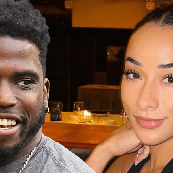 Tyreek Hill Says He is Nonetheless Married Regardless of Divorce Submitting