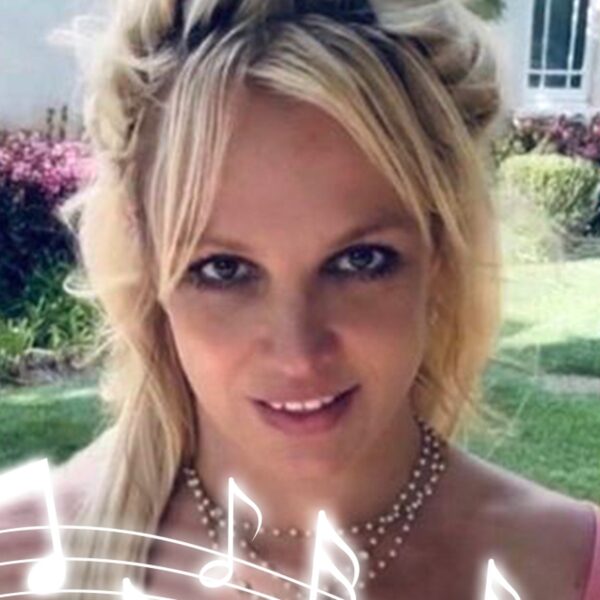 Britney Spears Not Engaged on New Album, Music Not On Her Thoughts
