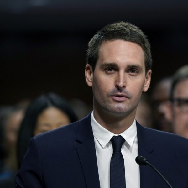 Snap CEO says 20 million U.S. teenagers use Snapchat, however solely 200,000…