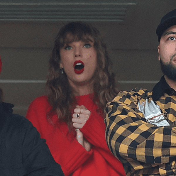 Taylor Swift Arrives at AFC Championship Recreation in Baltimore