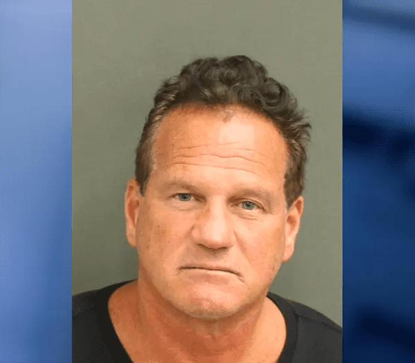 Lodge VP accused of drunkenly slapping teenage Disney World restaurant hostess over…