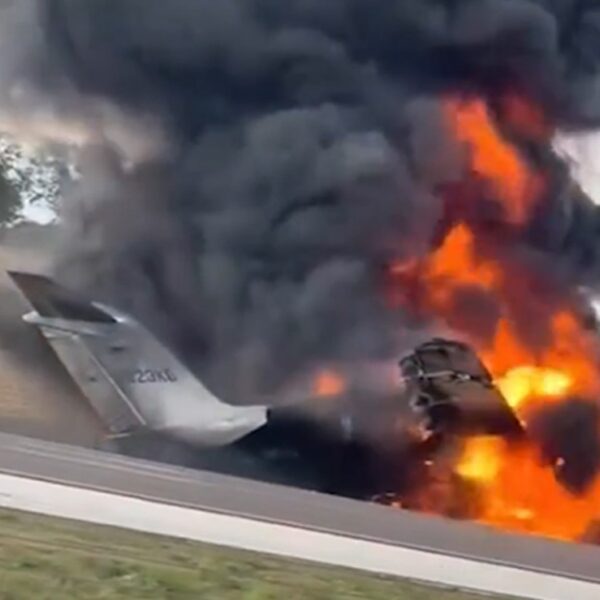 Small Aircraft Crashes and Burns On Florida Freeway, 2 Killed