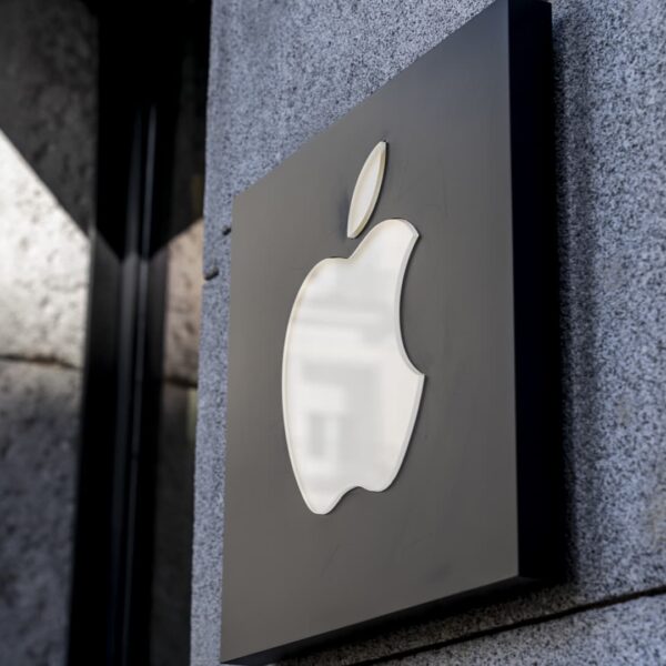 EU set to positive Apple 500 million euros in antitrust crackdown: Report