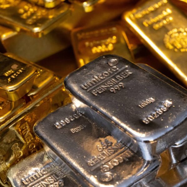 Gold costs to hit $2,200 and outperformance awaits silver, says UBS