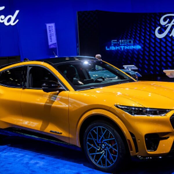 Ford reassessing EV plans, together with vertical battery integration