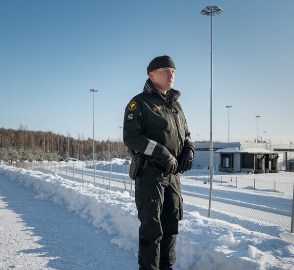 On a Frozen Border, Finland Puzzles Over a ‘Russian Game’