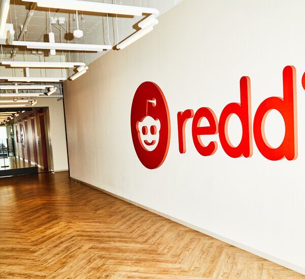 Reddit Information to Go Public, in First Social Media I.P.O. in Years