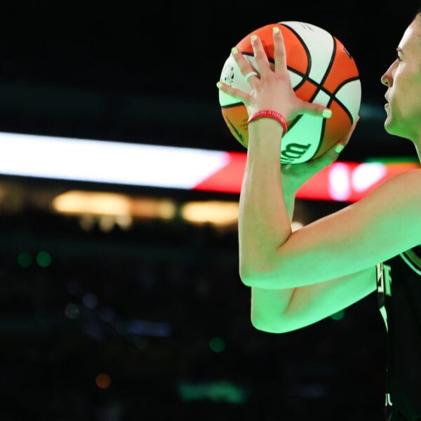 Kenny Smith ruined Sabrina Ionescu’s NBA second